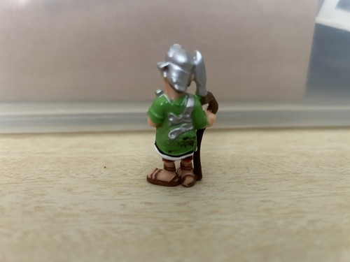 Jouet kinder surprise romain - surprise,