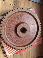 Pignon de distribution Vitex Renault  Primaquatre 14cv Mot 85