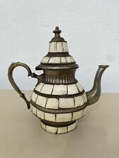 Ancienne Théière En Laiton Et Os - Pièce De Collection Unique - Vintage