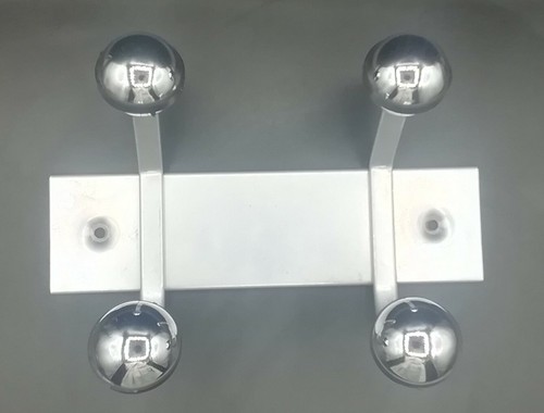 Patère métal gris chrome
