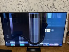 ÉCRAN TÉLÉVISION CASSÉ / VENTE POUR LES COMPOSANTES - SAMSUNG smart tv led