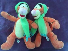 lot de 2 Doudou tigrou orange bonnet echarpe bleu vert 34cm DISNEY NICOTOY
