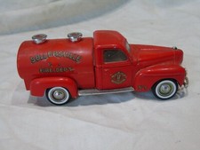 Solido 1/43 Dodge 1940 rouge