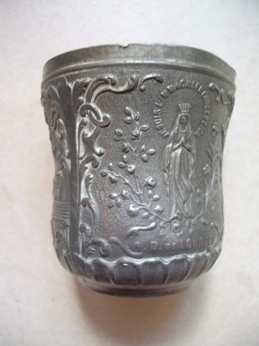 Ancienne timbale gobelet