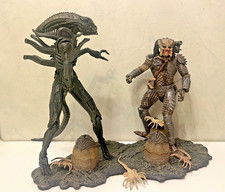 Set Mcfarlane Toys Alien versus Predator  Movie Maniacs 5 action figure Damaged