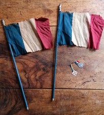 2 drapeaux WW2 pointe de hampe