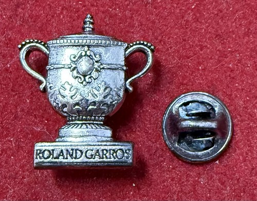 Roland garros pin arthus - roland,