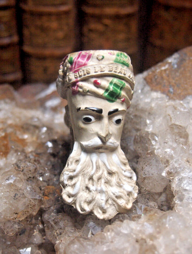 Pipe terre cuite sculptee - terre,