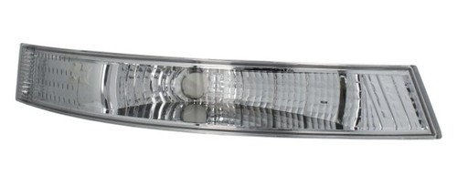 Clignotant avant droite nissan - avant,