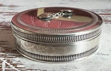 boîte à bijoux métal