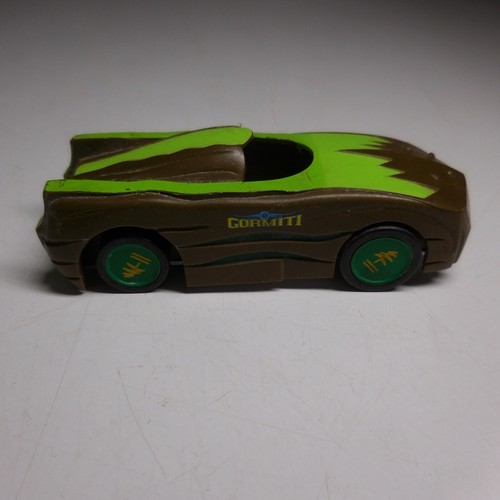 N9936 voiture miniature