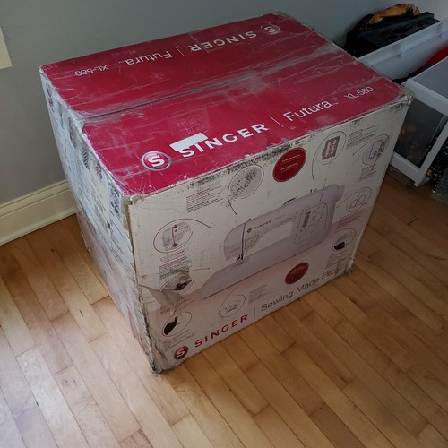 Singer futura 580 sewing - futura,