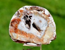 Calcedoine var. agate & Quartz