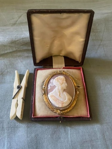 Grande broche camée - camée, ancienne