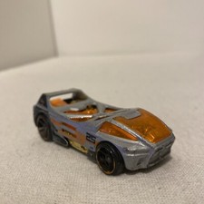 Hot Wheels Voiture Miniature J3276 Gris/Orange 1:64 Métal 