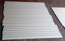 Un tablier pour volet PVC blanc (MILLET) Haut 132cm (141 avec ajours) Larg 136,5