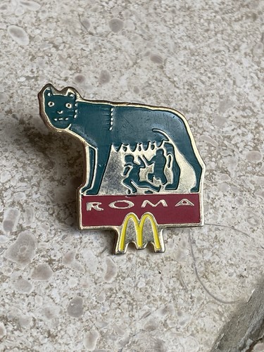 Pin mcdonald roma - pin’s, mcdonald’s