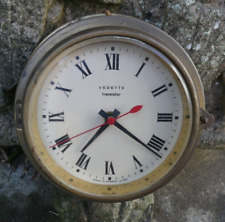 Horloge Vedette transistor Marine 1970 pour Déco non testé un fêle sur le coté