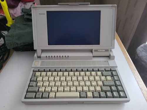 Toshiba t1000le vintage 1989 - toshiba,