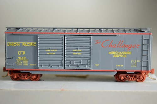 4888 micro trains box - 4888,