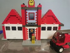 LEGO caserne des pompiers junior ref 4657