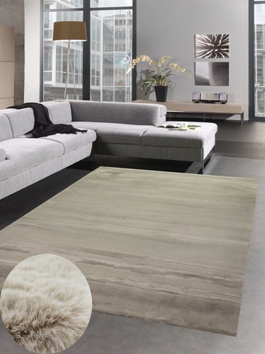 Tapis lapin fausse fourrure