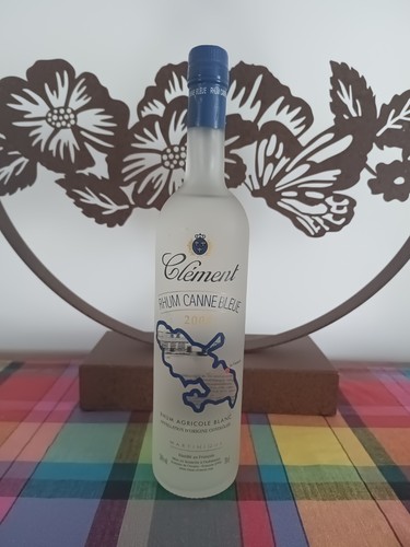 Rhum canne bleue 2004 - rhum,