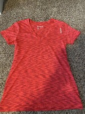 Reebok Womens Workout V Neck T Shirt Pink  Size XS - Never Worn