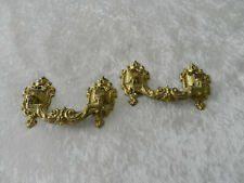Ancienne paire de poignée de meuble ou coffre en bronze doré