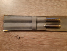 ANCIENNE PARURE STYLO FEMME  METAL BILLE ET ROLLER  Air France LONGUEUR 14 CM