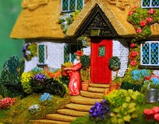 Lilliput Lane Flower Barrow