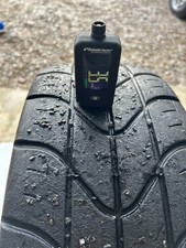 Pneu pluie compétition