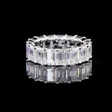 5.00 Carat Lab Created Emerald