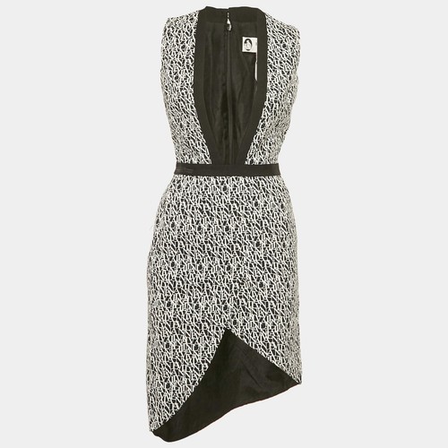 Robe col plongeant - col, en
