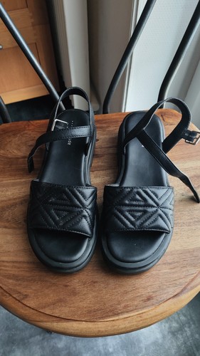 Sandales noires plateforme