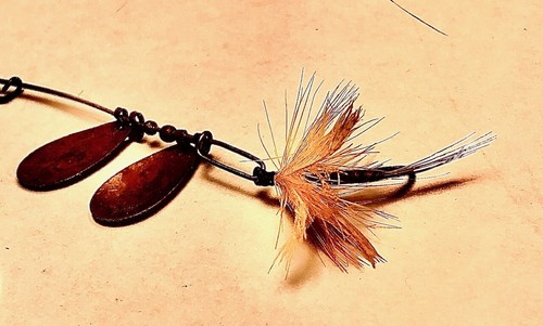 Fishing lure antique gee - lure, po-gee