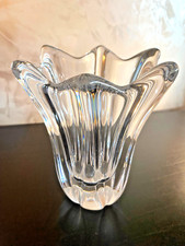 **CRISTAL DAUM, SPLENDIDE VASE, SIGNATURE DAUM - EXCELLENT ETAT - HAUTEUR 19cm**
