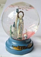 Ancienne boule à neige en