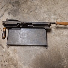 ancien massicot a papier