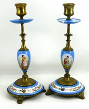 Belle paire de bougeoirs XIXe