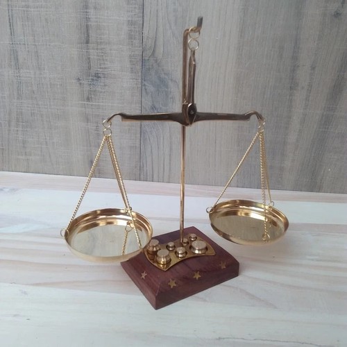 Balance pesage laiton - balance, de