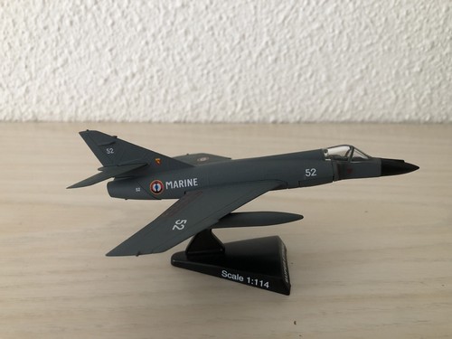 Avion miniature super - avion,