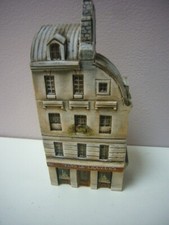 M98   MAISON MINIATURE GAULT
