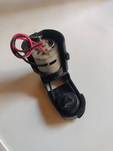 Moteur pour brosse rotative
