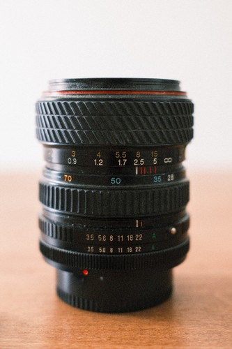 Tokina 4 5 28 70mm - sd, f/3.5-4.5