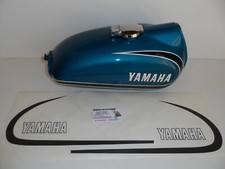 125  AT2 YAMAHA  KIT D'EMBLEMES COMPATIBLE POUR RESERVOIR 