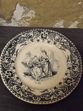 Assiette parlante Creil & Montereau – « La Fête » n°7 – décor noir XIXᵉ siècle