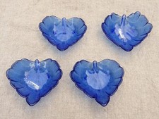 Lot de 4 coupelles forme feuille en verre bleu cobalt