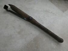 Chien de tonnelier , outil ancien