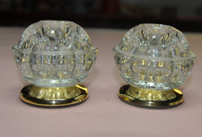 Ancienne paire de pique-fleurs en  verre et dorés 9 trous